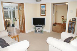 Front Room- click for photo gallery